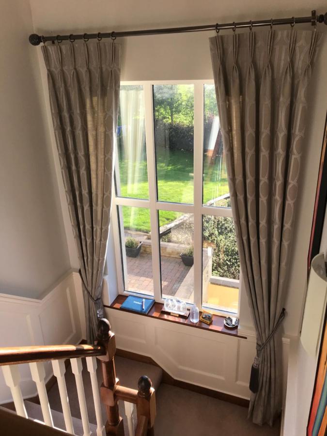 Grove Lodge B&B มันนาฮัน ภายนอก รูปภาพ