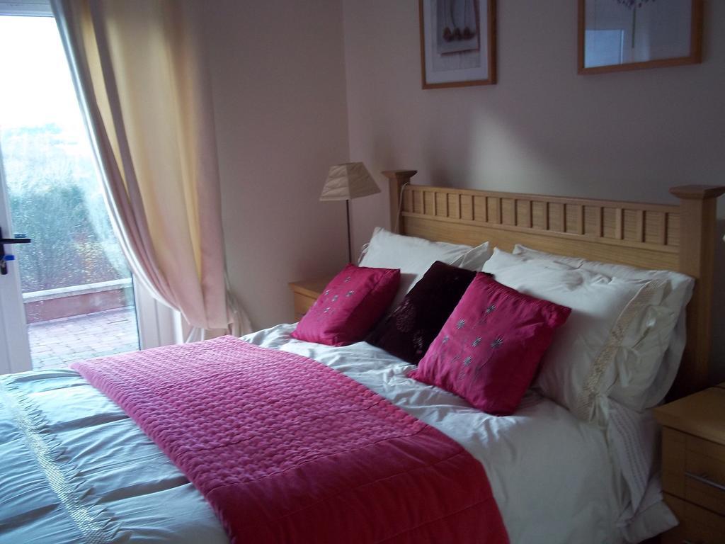 Grove Lodge B&B มันนาฮัน ห้อง รูปภาพ